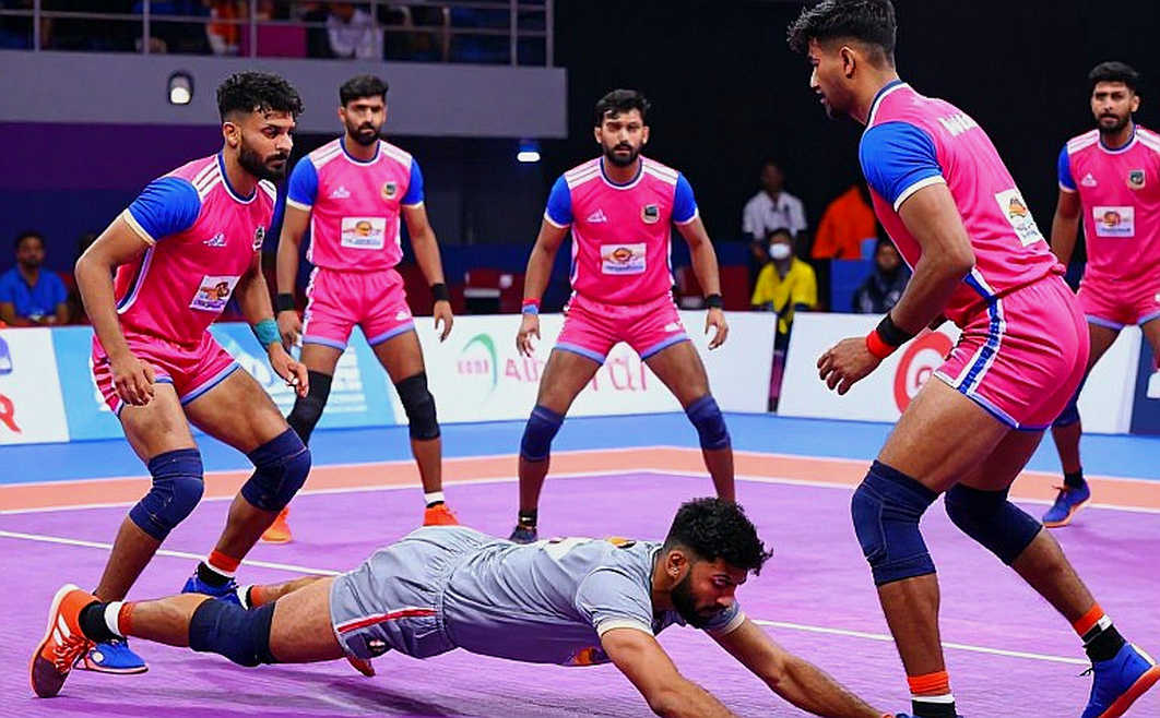 শুরুর সাতে না থাকা মানে বাদ পড়া নয়: পাওয়ান সেহরাওয়াত, ইরান ফাইনাল আর একটি তারিখের ফাঁক