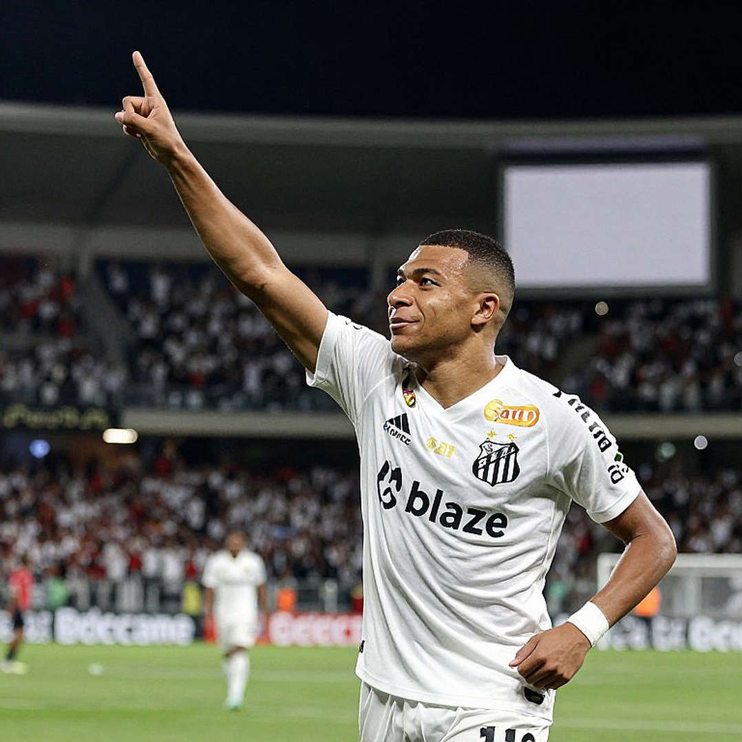 ১৫৩ মিলিয়ন পাউন্ড midfield-এ, বাম-ব্যাকে শূন্য: যে খাতাটা কেউ চায়নি