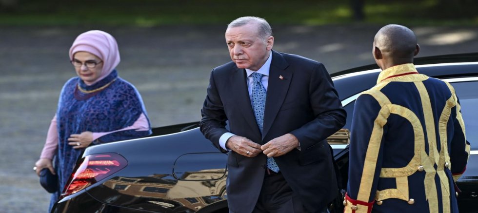 Cumhurbaşkanı Erdoğan, NATO liderleri onuruna verilen yemeğe katıldı
