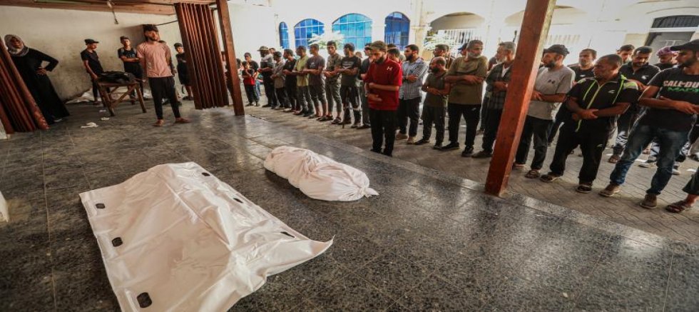 Katil İsrail'in ateşkesi ihlal ederek Gazze'ye düzenlediği saldırıda bir çocuk daha hayatını kaybetti