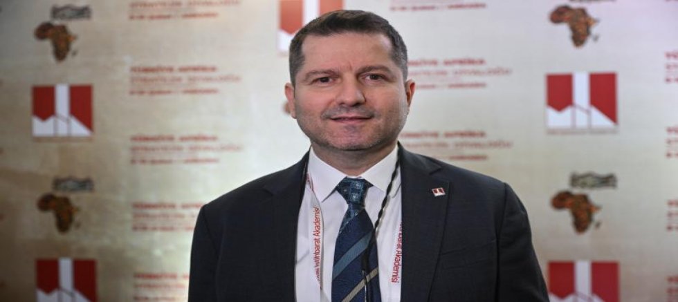 MİA Başkan Yardımcısı Uygur: İran ve ABD müzakerelerle zaman kazanıyor