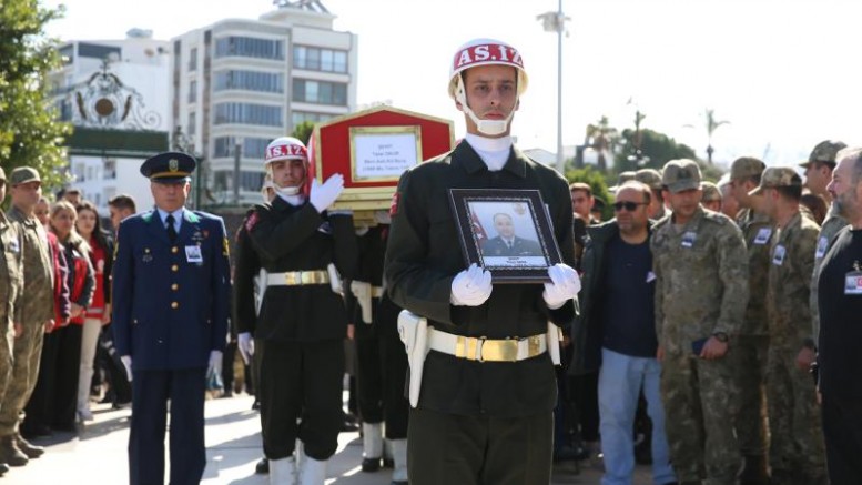 Şehit Talat Okur'un cenazesi Hatay'da toprağa verildi