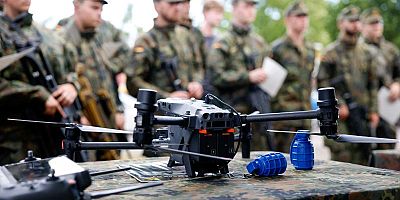 Alman ordusu 536 milyon euroluk kamikaze dron siparişi vermeye hazırlanıyor