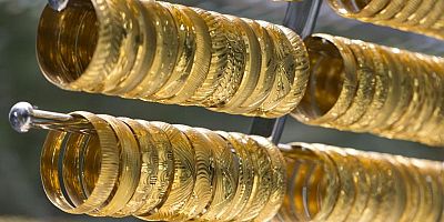 Altın ve gümüş tarihi zirvesini yukarı taşıdı