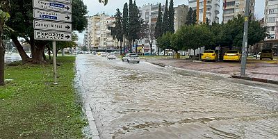 Antalya'ya 40 günde geçen yılın toplamı kadar yağış düştü