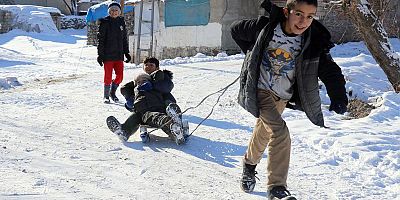 Bazı illerde eğitime kar engeli