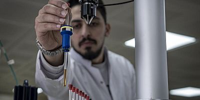 Erzurum'da stratejik ilaçların ham maddesi üretiliyor