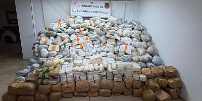 Hakkari'de 860 kilogram uyuşturucu ele geçirildi