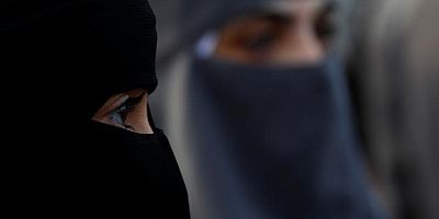 İspanya Kongresi'nde burka yasağı reddedildi