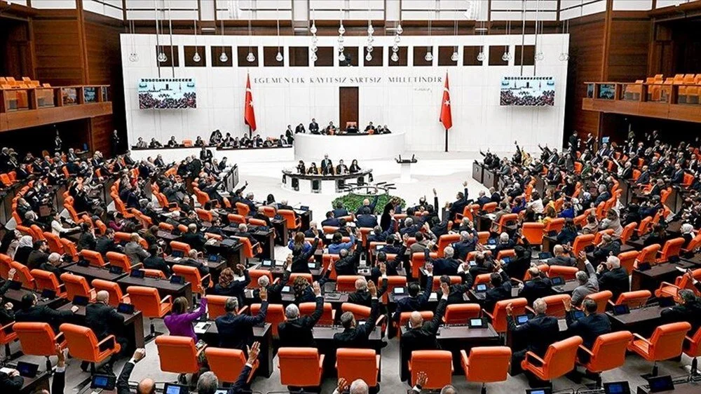 İstanbul'da Toplu Taşıma Ücretlerine Yüzde 30 Zam Yapıldı