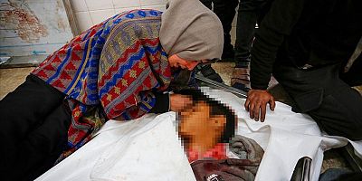 Katil İsrail ateşkese rağmen Gazze'deki saldırılarını sürdürüyor