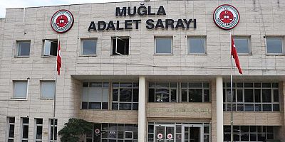 Kendisini polis olarak tanıttığı kadının 2 milyon lirasını dolandırdı