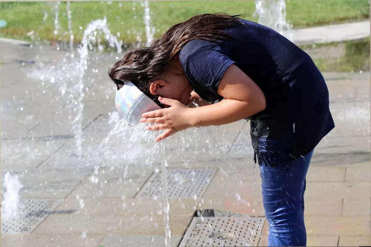 Meteoroloji'den 'sıcak hava' uyarısı