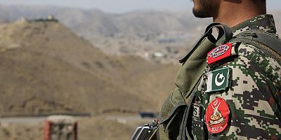 Pakistan ordusu: Afganistan ile karşılıklı saldırılarda 12 Pakistan askeri hayatını kaybetti