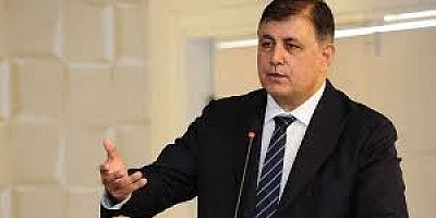 Sendikayı hedef alan Cemil Tugay: 1030 belediye çalışanını işten çıkaracağız