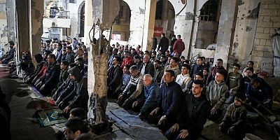 Soykırımcı İsrail’in saldırıları altındaki Gazze’de ramazan yokluk, korku ve ölüm tehdidi altında karşılandı