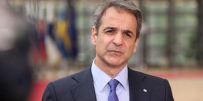 Yunanistan Başbakanı Miçotakis, ülkesinde anayasa değişikliğine gidileceğini duyurdu